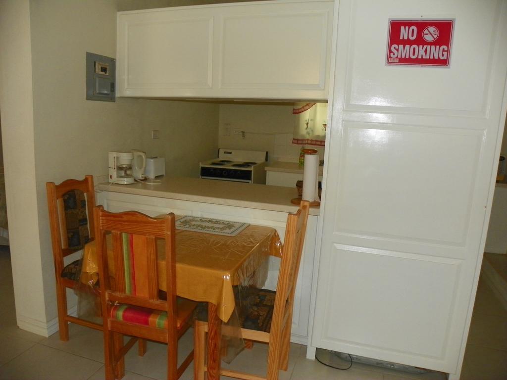 Annjenn Apartments Christ Church Dış mekan fotoğraf